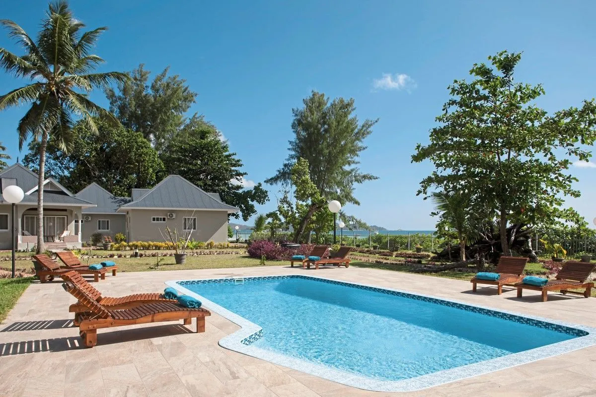 Cote d'Or Footprints